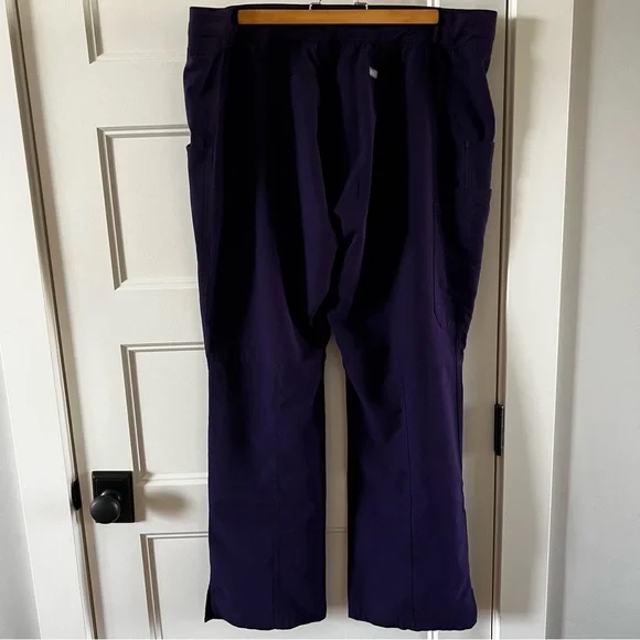 Figs Scrub Set in Deep Purple - Picture 8 of 9